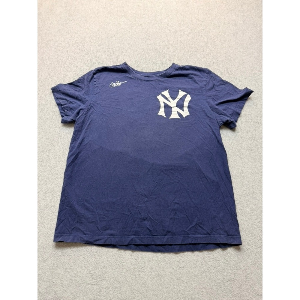 Nike New York Yankees MLB T-Shirt Mens L Navy Blue Short Sleeve Graphic Tee